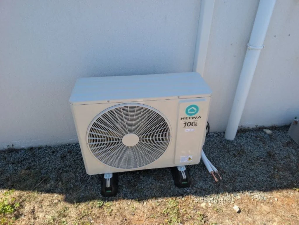 Groupe extérieur Heiwa de la climatisation réversible, Prin-Deyrançon