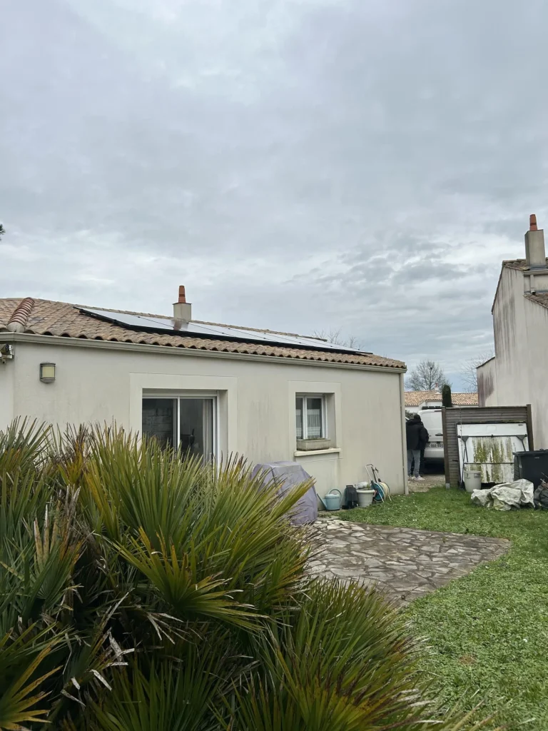 Installation solaire en autoconsommation – Dompierre sur Mer (17) - photo 1